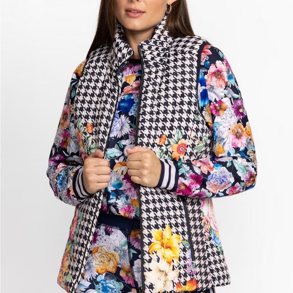 New Johnny Was Black and White Reversible Vest - Picture 8 of 12